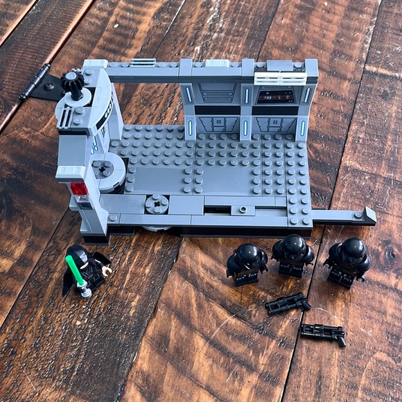 LEGO Dark Trooper Attack - Picture 1 of 3